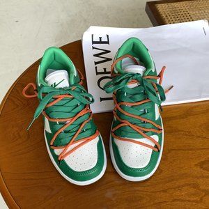 Hot sneakers of the season!